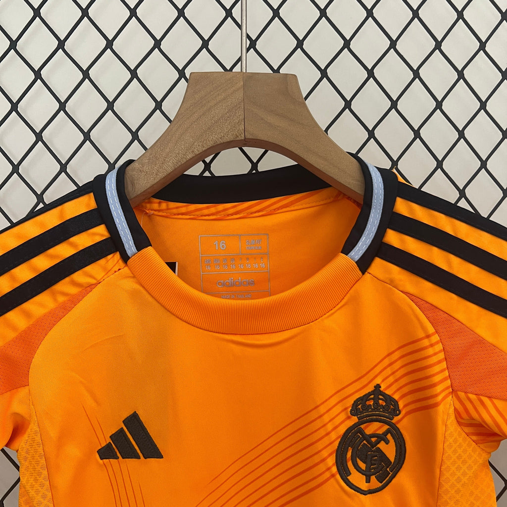 T-shirt e Pantaloncini Bambino Real Madrid Away 2024/25