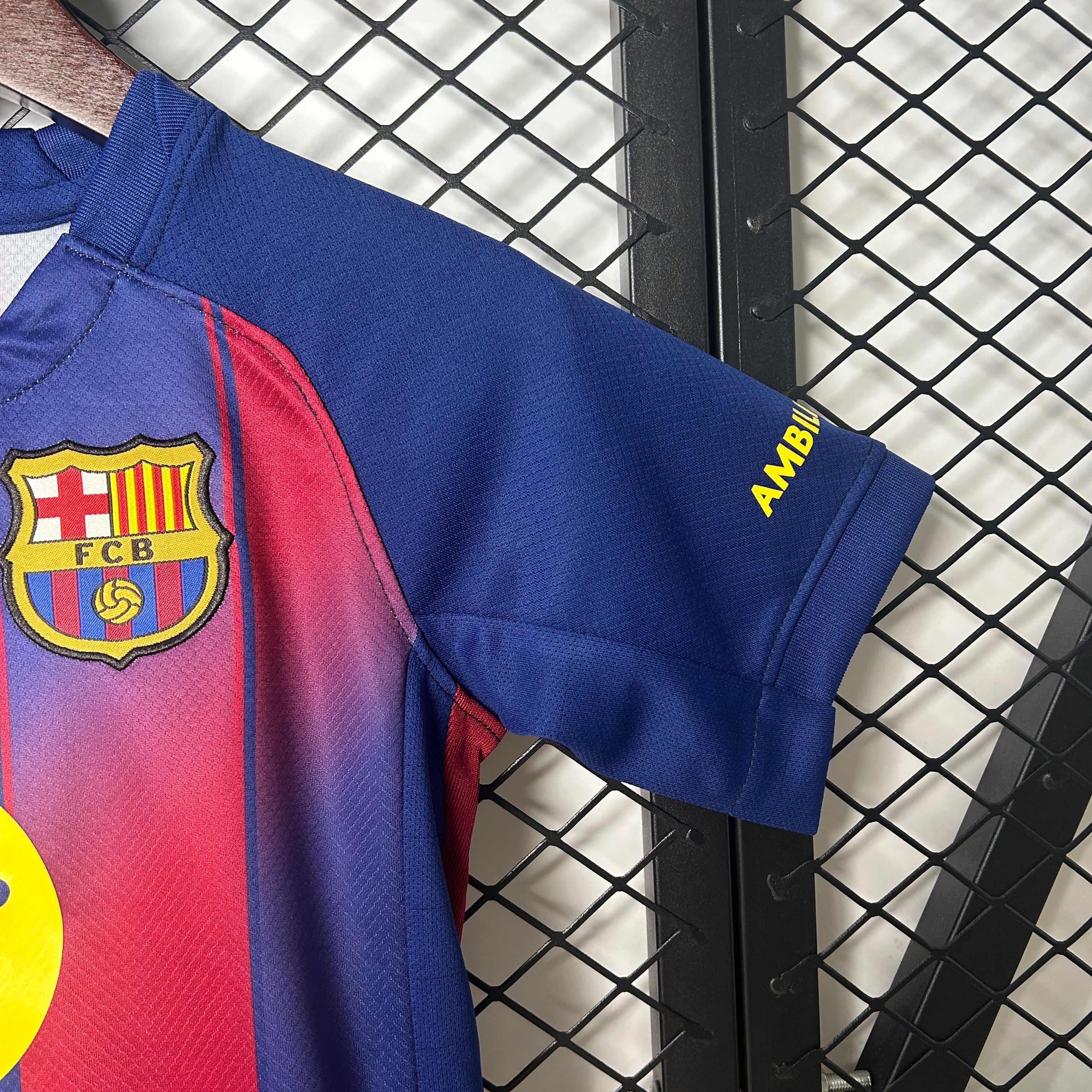 T-shirt e Pantaloncini Bambino FC Barcelona Home 2025/26