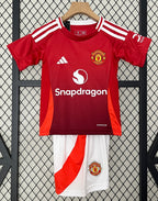 T-shirt e Pantaloncini Bambino Manchester United Home 2024/25