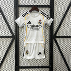 T-shirt e Pantaloncini Bambino Real Madrid Home 2025/26
