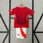 T-shirt e Pantaloncini Bambino Manchester United Home 2024/25