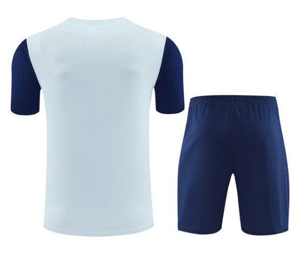 Maglia e Pantaloncini da Allenamento Inter 25/06