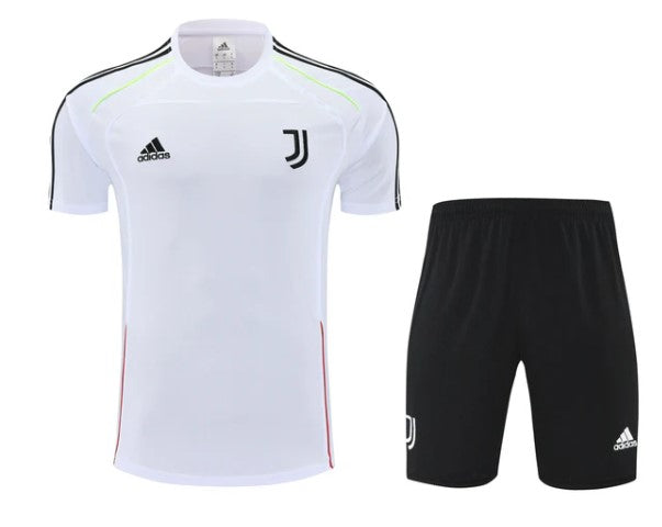 Maglia e Pantaloncini da Allenamento Juventus 2025/26