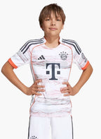 T-shirt e Pantaloncini Bambino Bayern Monaco Away 2025/26
