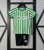 T-shirt e Pantaloncini Bambino Real Betis Final UEFA Conference League 2025/26