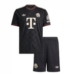 T-shirt e Pantaloncini Bambino Bayern Monaco Third 2025/26