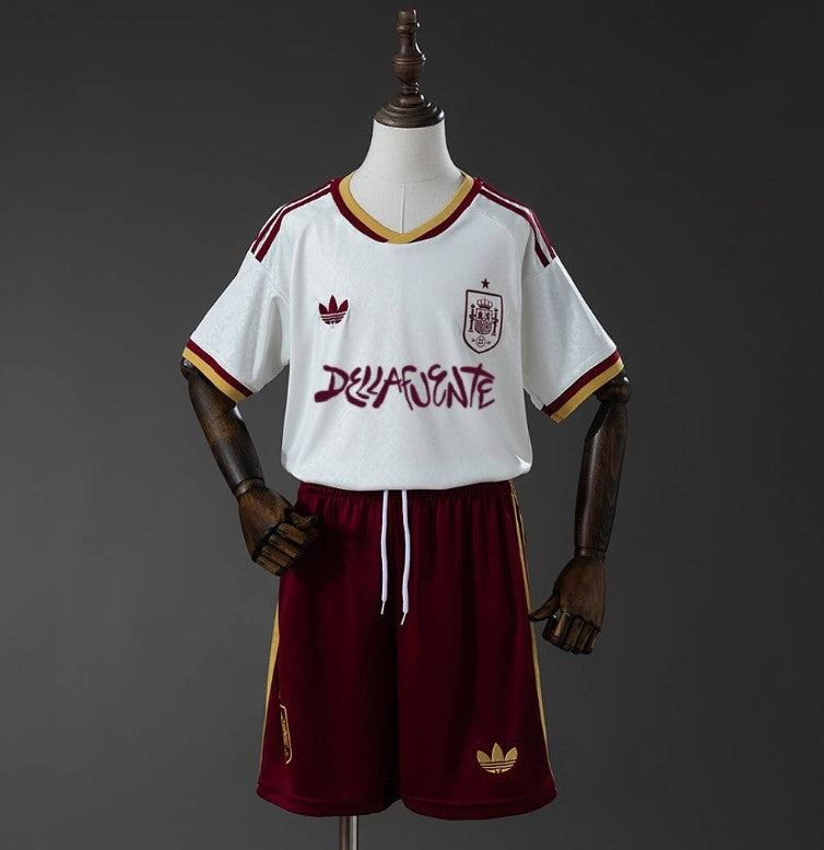 T-shirt e Pantaloncini Bambino Spagna x Dellafuente 2026/27