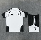 Maglia e Pantaloncini da Allenamento Juventus 26/27