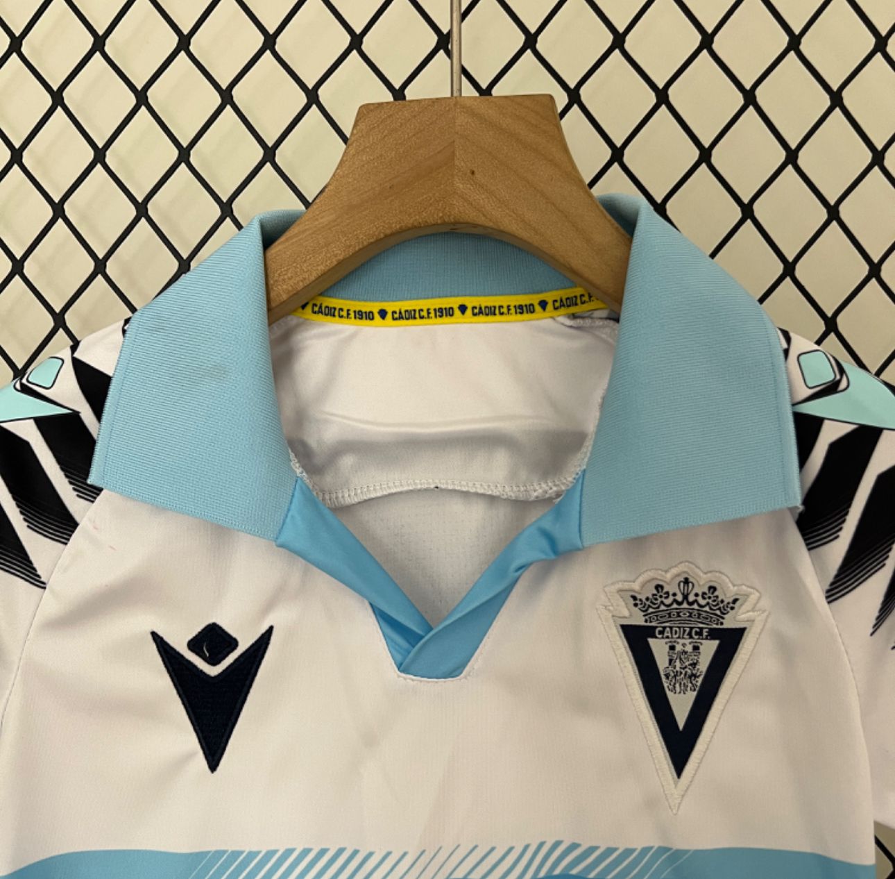 T-shirt e Pantaloncini Bambino Cádiz CF Away 2024/25