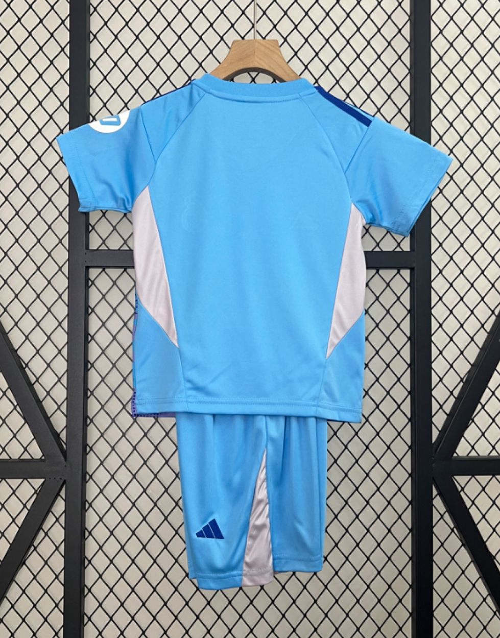 T-shirt e Pantaloncini Bambino Real Madrid 2024/25