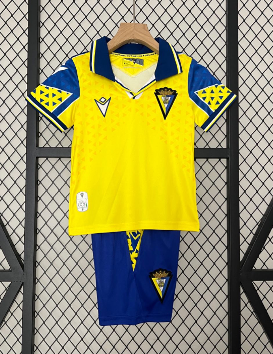 T-shirt e Pantaloncini Bambino Cádiz CF Home 2024/25