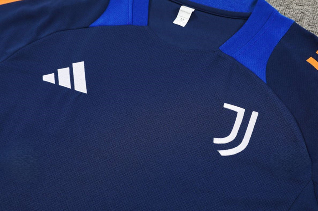 Maglia e Pantaloncini da Allenamento Juventus 2024/25