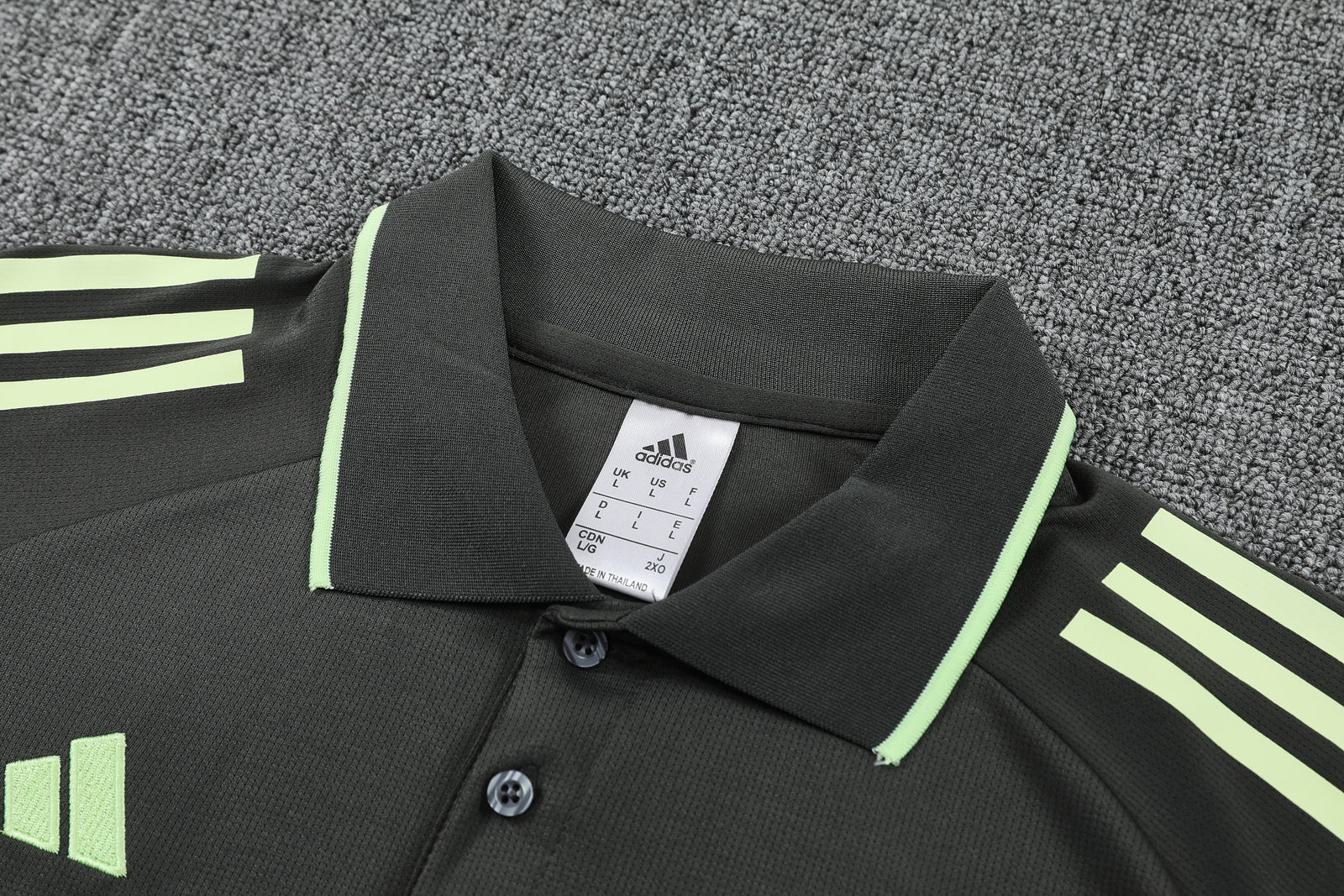 Polo e Pantaloni Real Madrid 2025/26