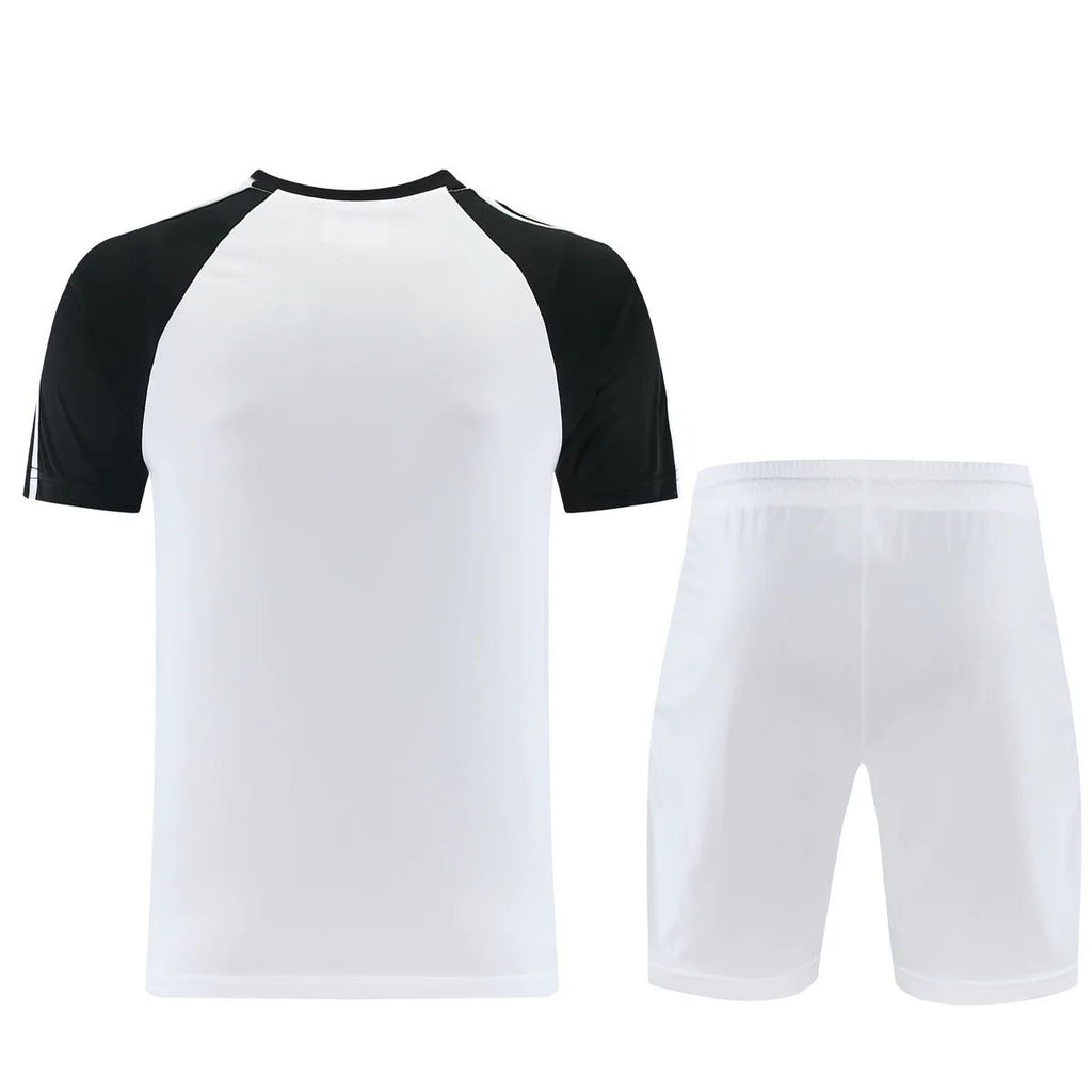 Maglia e Pantaloncini da Allenamento Juventus 2026/27