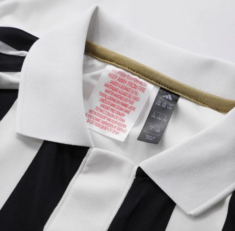 T-shirt e Pantaloncini Bambino Juventus Home 2026/27 - Con Calzettoni