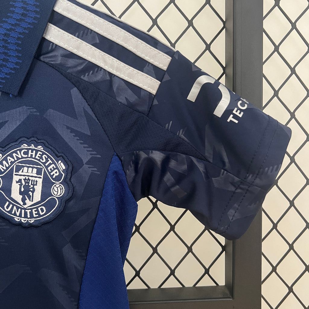 T-shirt e Pantaloncini Bambino Manchester United Away 2024/25