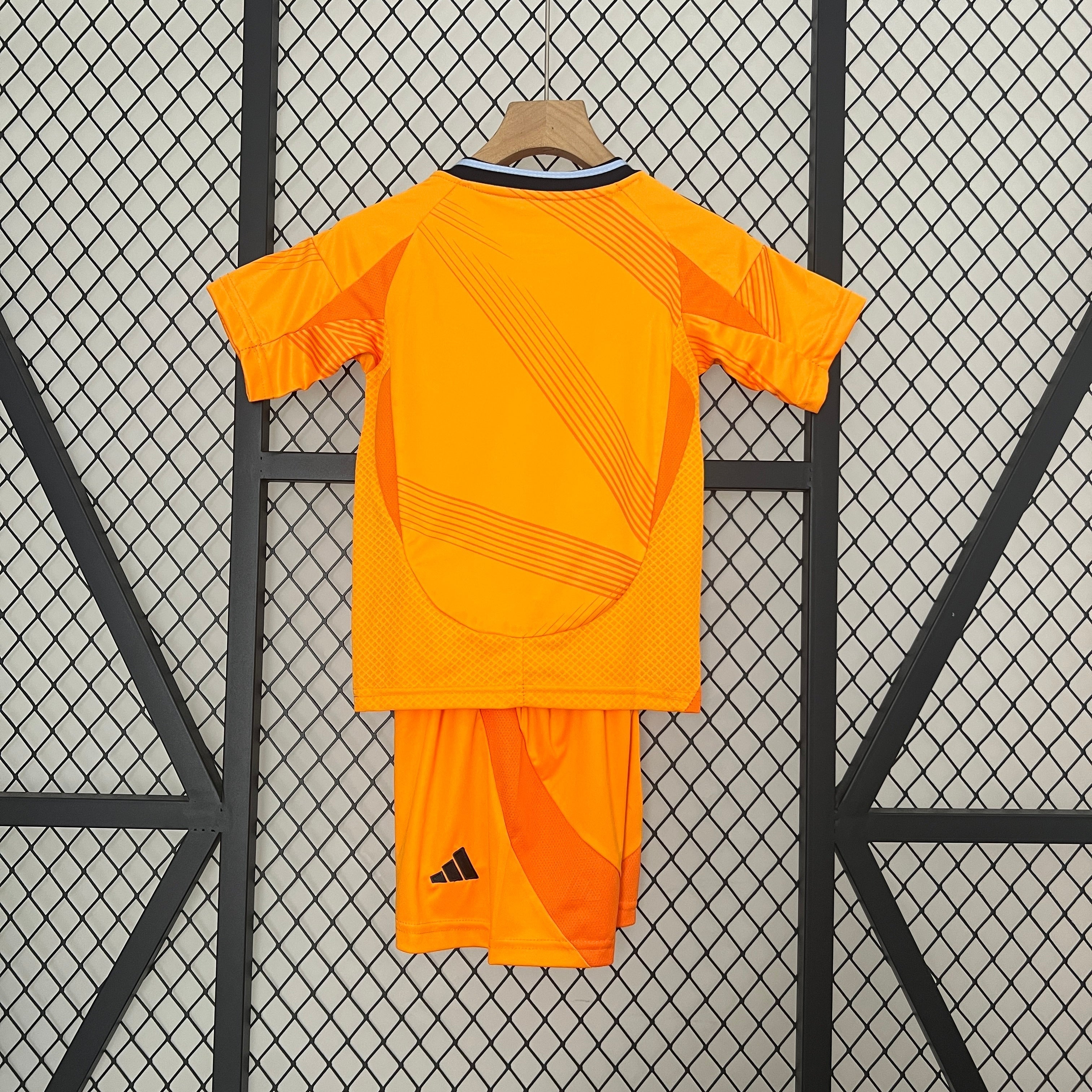 T-shirt e Pantaloncini Bambino Real Madrid Away 2024/25